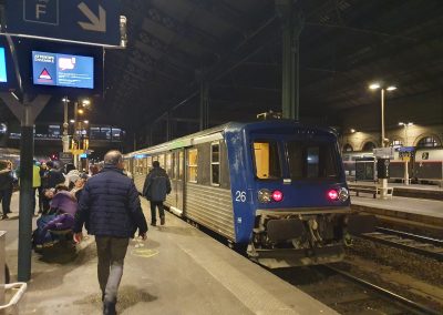La rame RRR du TVA à Lyon Perrache pour la Fête des Lumières de Lyon le 9 décembre 2023.