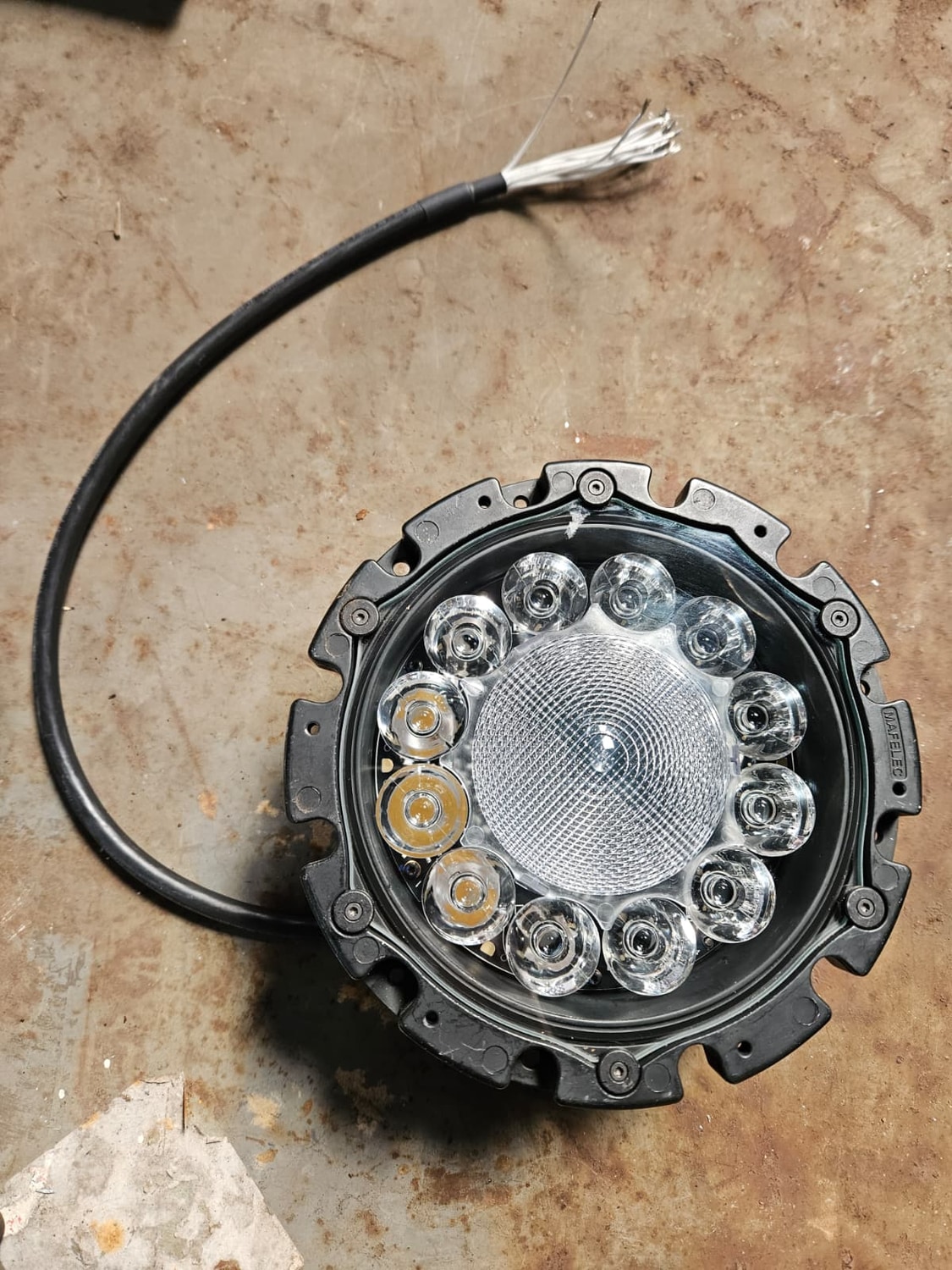Le nouveau fanal à LED fabriqué par Mafelec. Le nouveau fanal à LED fabriqué par Mafelec.
