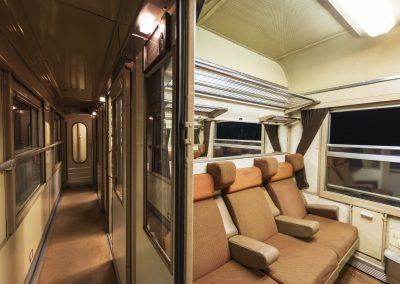 Intérieur d'une voiture UIC de 1ère classe (photo Lionel Mollard)
